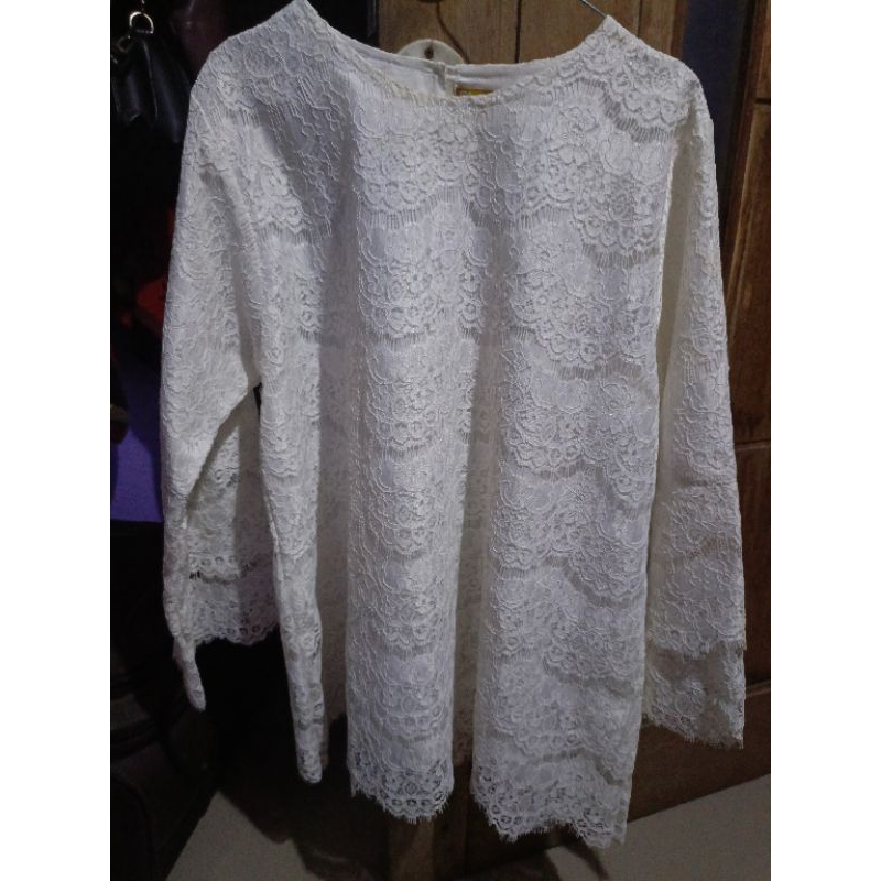 Kebaya Putih Jumbo Preloved