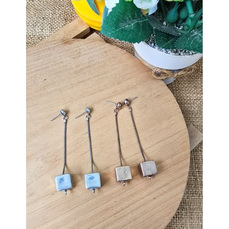 Anting kotak panjang - defect sale