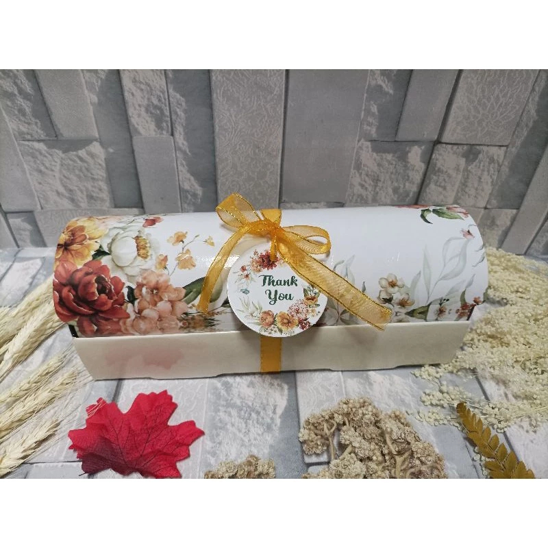 

10 Pcs Box Hampers Rollcake Free Assesories Gemas Ukuran 2 x 45 x 35cm