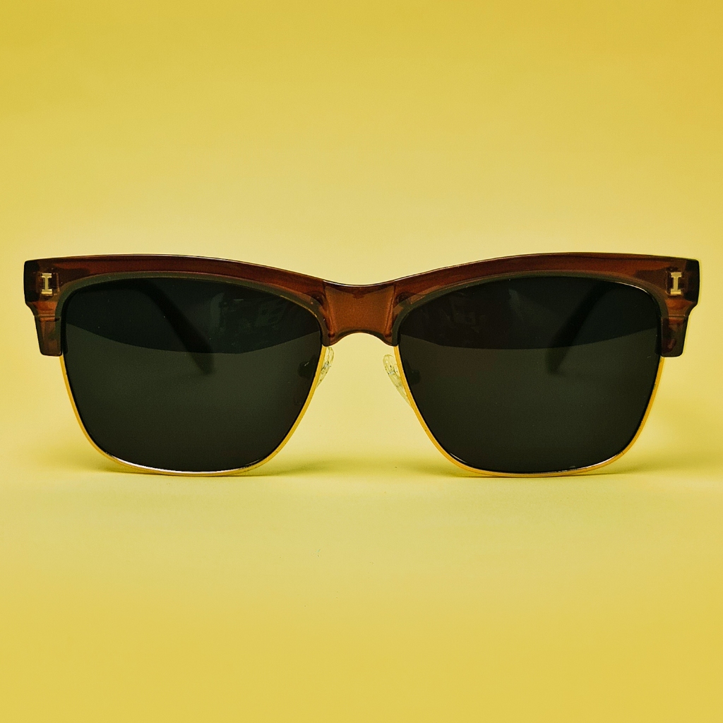 Kacamata Hitam Pria Wanita Desain Keren Klasik Nyaman Dipakai Gagang Dark Brown Tidak Berat Dipakai 