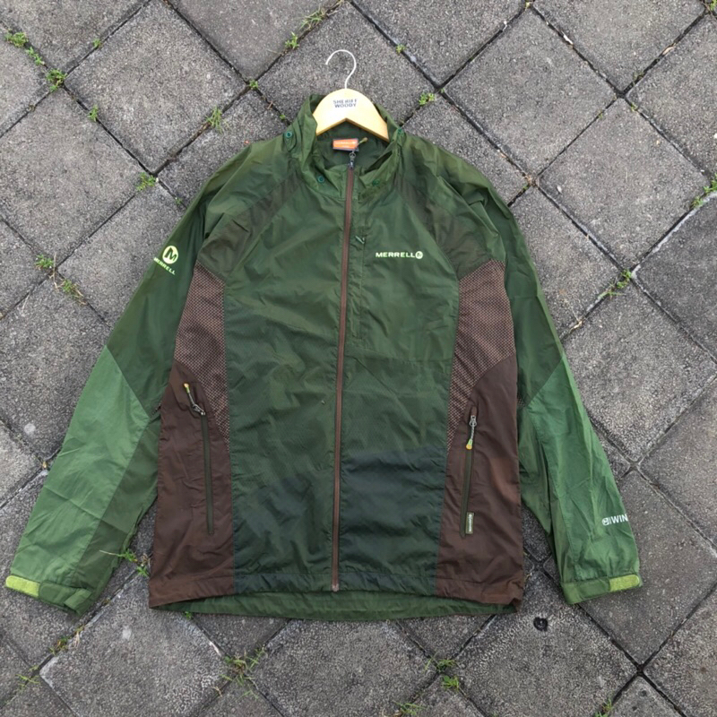 parasute Merrel second bekas not arcteryx