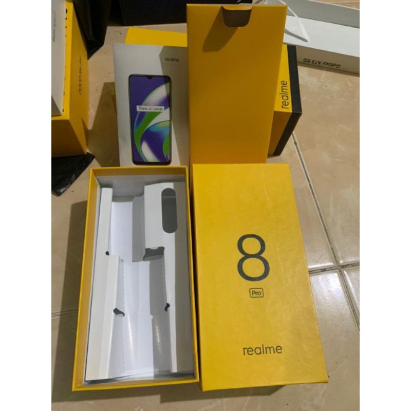 

kotak Realme 8pro gratis imey