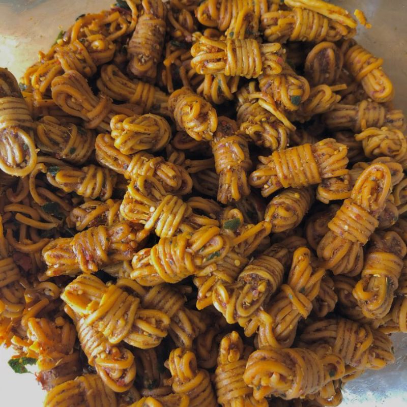 

Mie Gulung 50gram Pedas Daun Jeruk/Original /Pedas Manis/ Mie Uwel 50gram