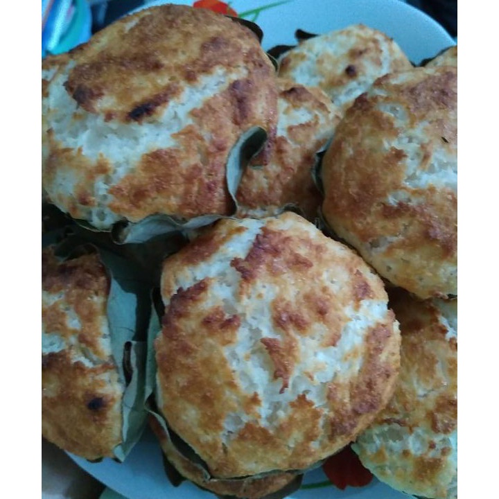 

FG2 Kue BikaSinggang Khas Padang