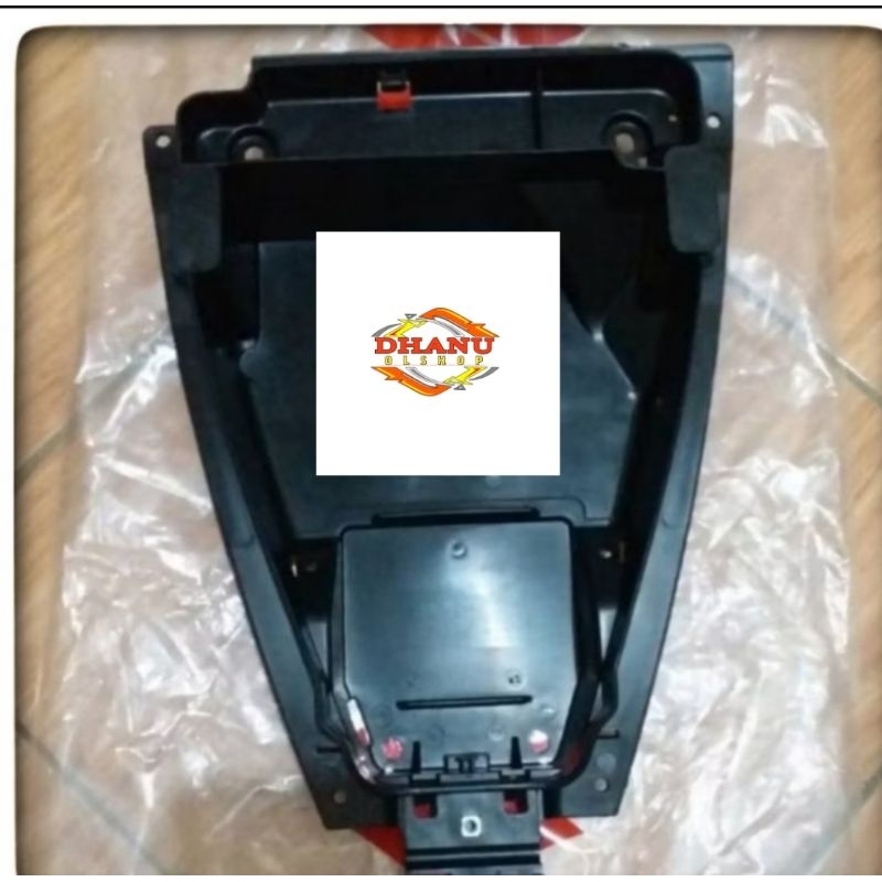 BOX BAGASI TEMPAT BARANG SUZUKI SKYDRIVE 125