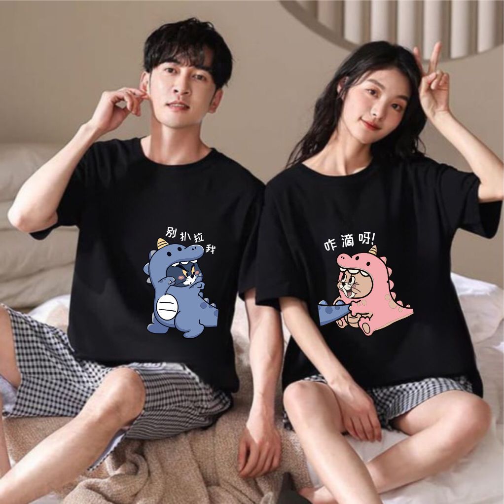 Penawaran Terbatas Baju Kaos Couple Pasangan Dino Pria Wanita Pacaran Trendy Viral / Kaos Kapelan