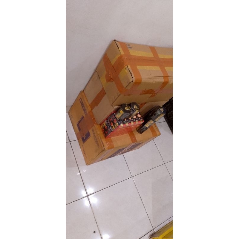

spesial kardus besar 40x40