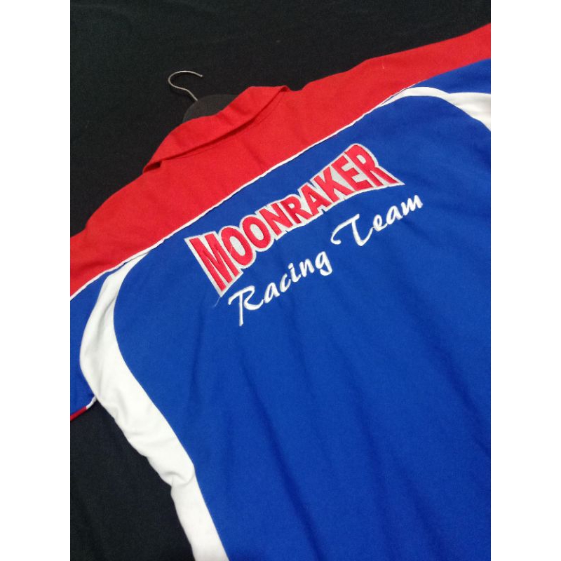 Kemeja Moonraker