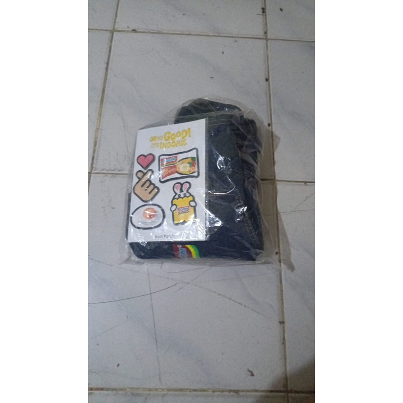 indomie x new jeans tas jeans include patch exclusive