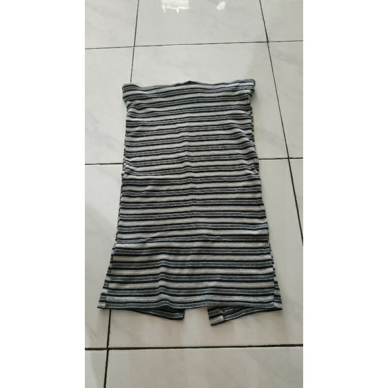 preloved rok stradivarius ori