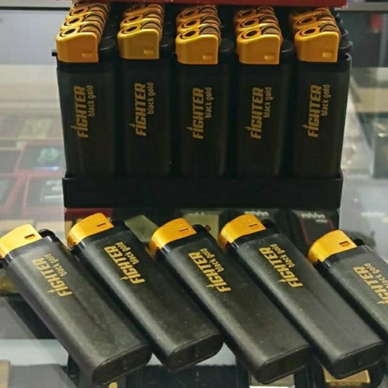 Korek api roda FIGHTER BLACK GOLD / korek api / pemantik