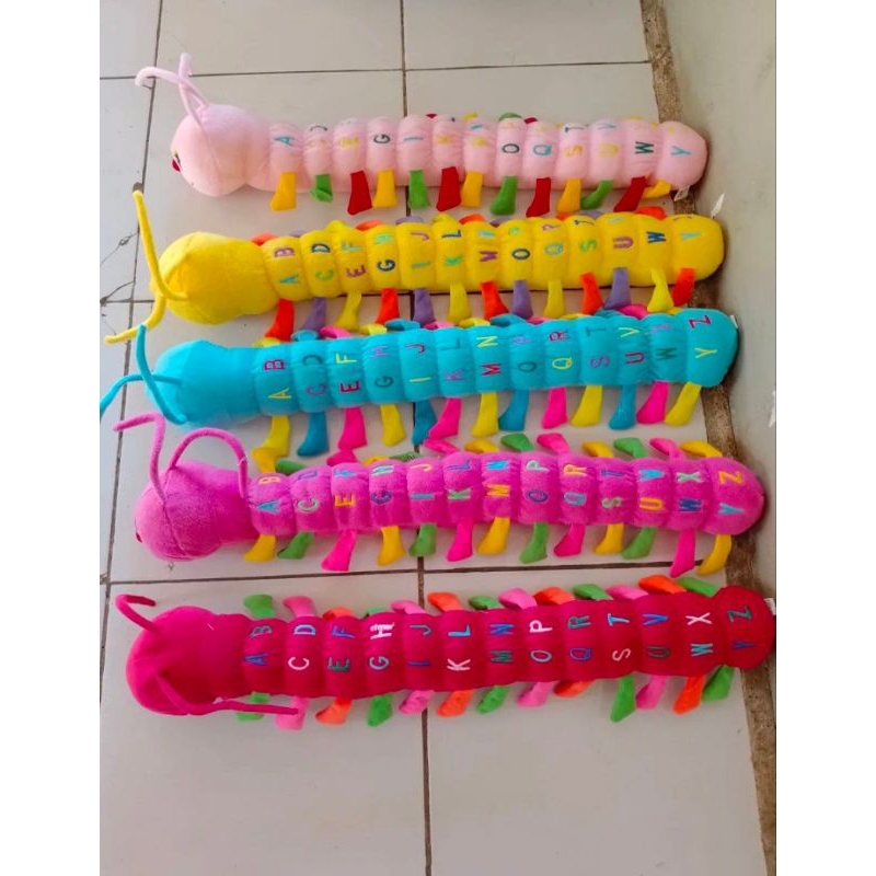 Boneka ulil ulat abjad