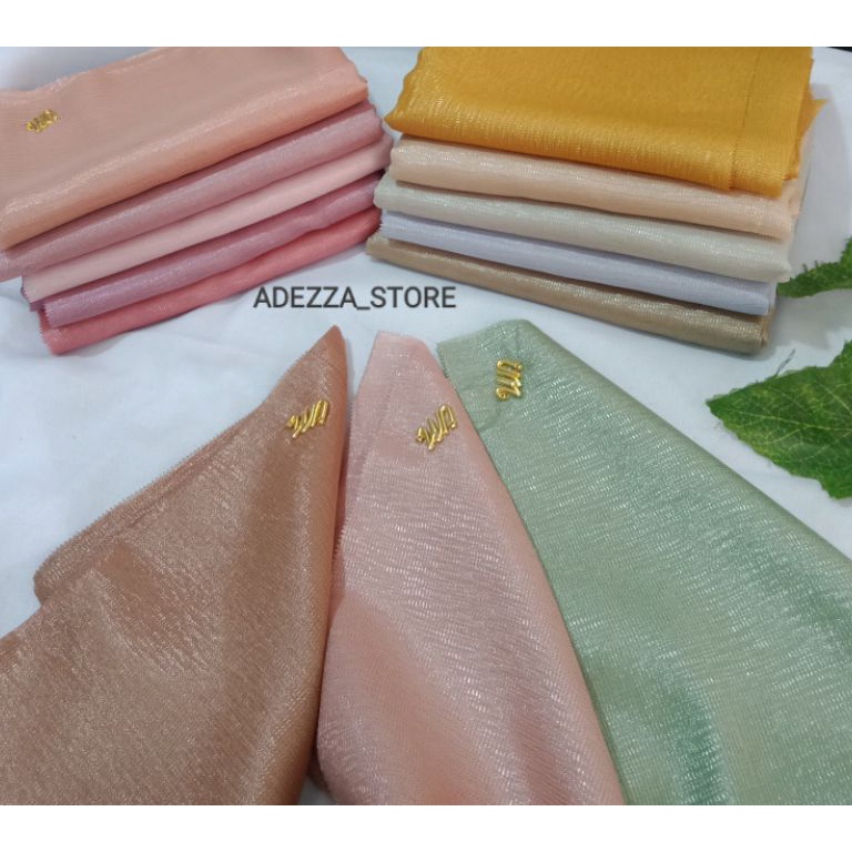 Siap Kirim Sinar Glowing Gliter Serat Jagung Umama Scraft Azzara Jilbab Segi Empat Corn Skin Glowing