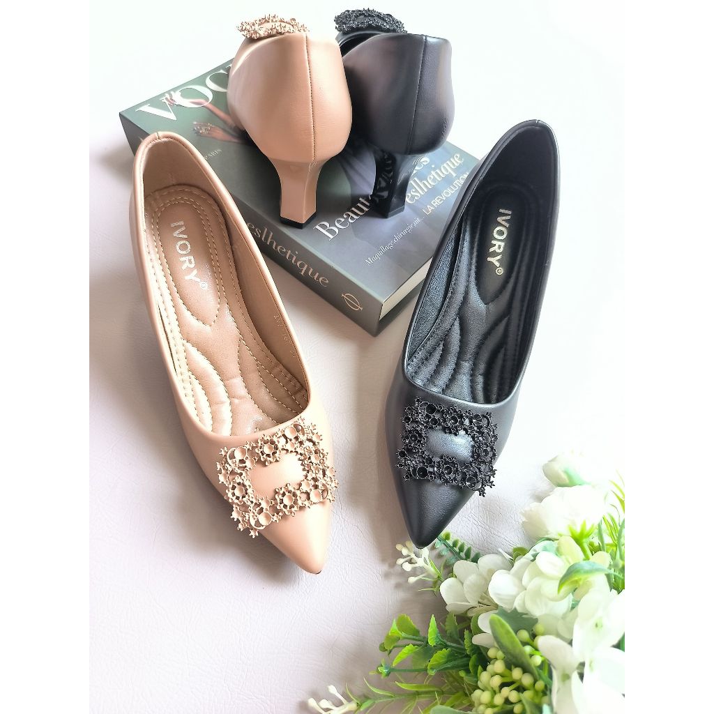 IVORY Sepatu Wanita High Heels Import IV7-167 Hitam