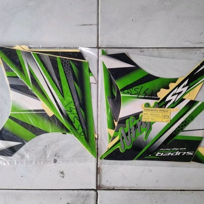 STRIPING STANDAR LIST STIKER NINJA SS TAHUN 2013 HIJAU STIKER NINJA SS 2013 HIJAU