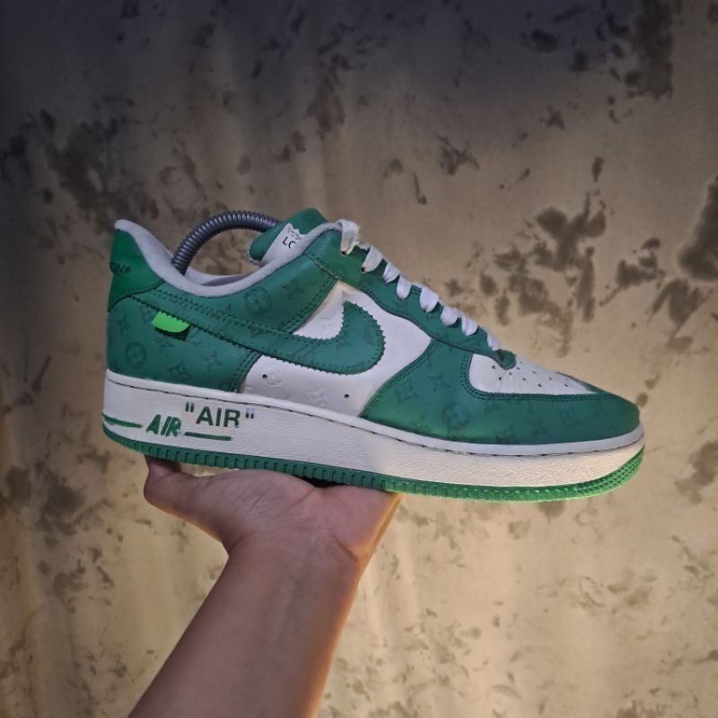 Sepatu Sneaker Nike AF1 X Louis Vuitton Size 41/26cm Second Branded