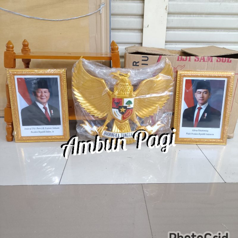 

best seller frame bingkai foto presiden dan wakil+Garuda fiber 50cm ready stock