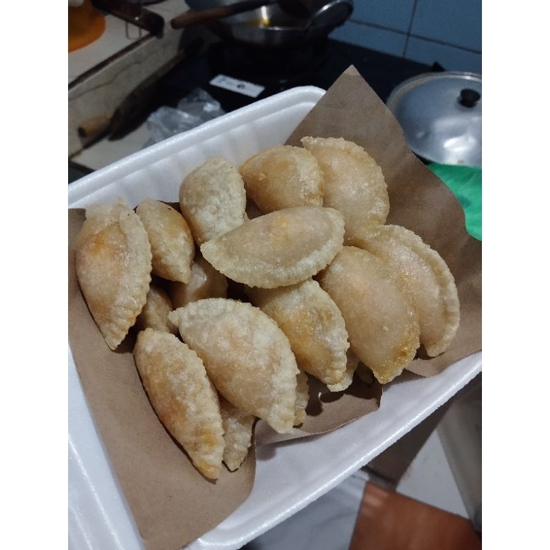 

Cireng Ayam Pedas mini isi 15pcs