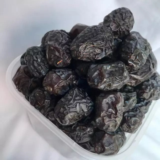 

Kurma ajwa grade A 1kg toples / kurma ajwa 1kg / kurma nabi 1kg / kurma ajwa murah