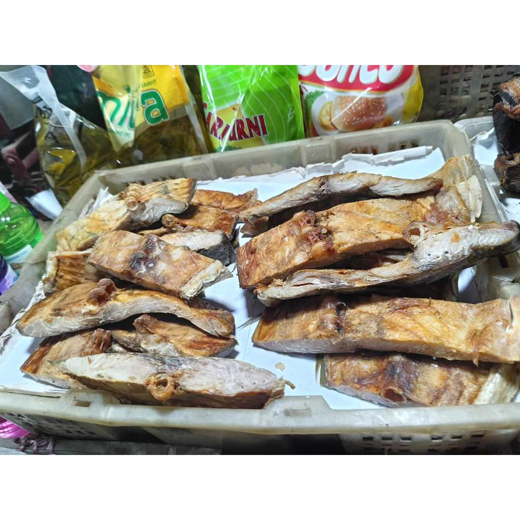 

IKAN ASIN / MACO GABUA 100GR, 250GR, 500GR ASLI BUKITTINGGI