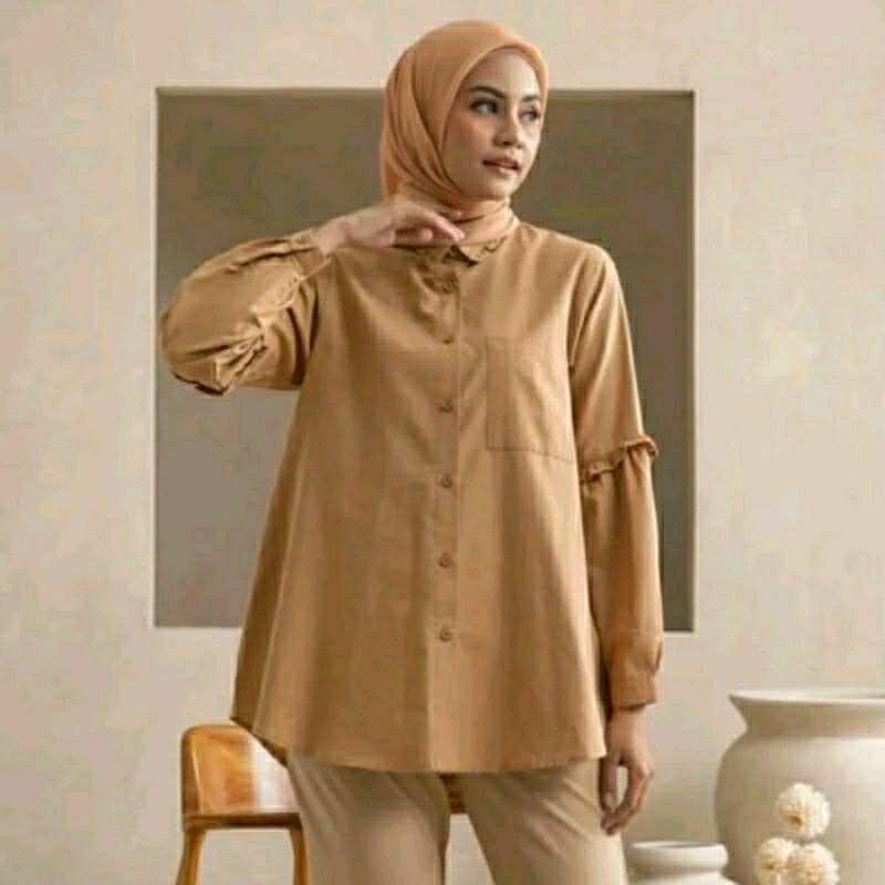 [PRELOVED] Heaven Lights HL Daily Shirt/ Daily Blouse/ Kemeja Wanita - Size S LD 92 cm