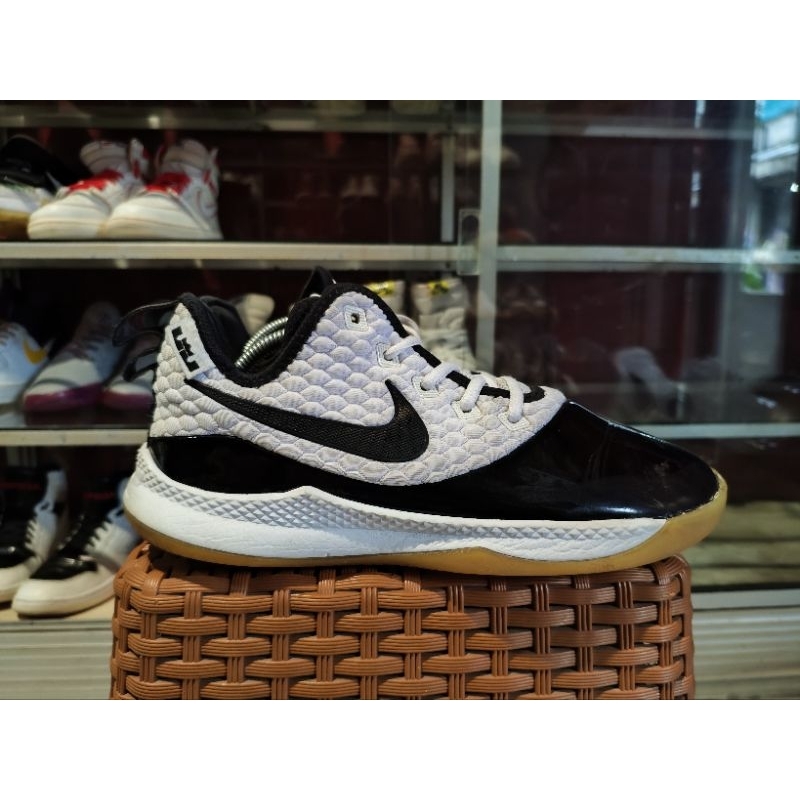 Sepatu Nike Lebron Witness 3 PRM Concord size 44