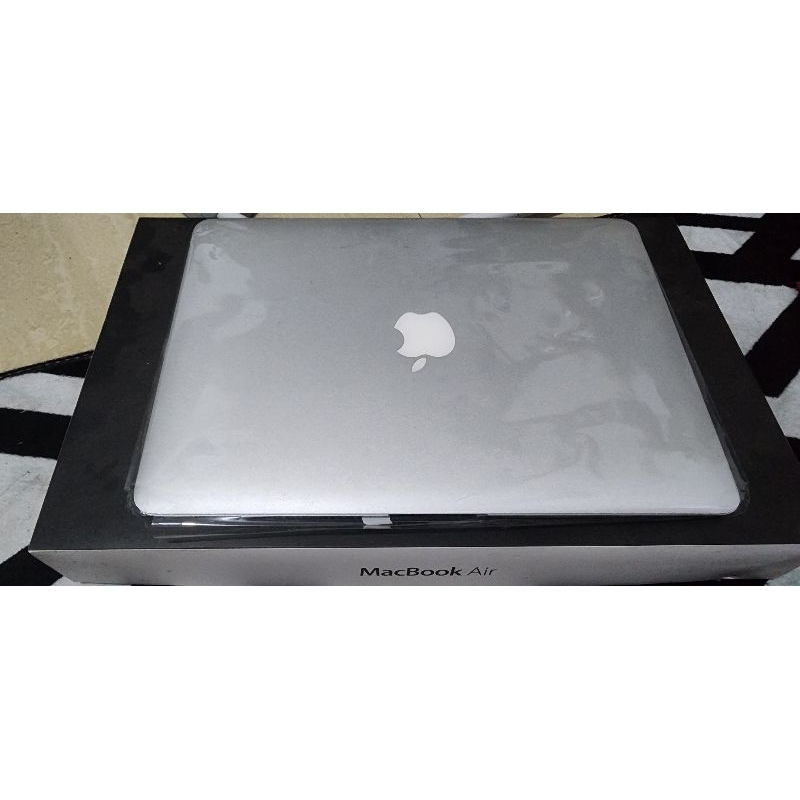 Laptop MacBook Air 2011 (Second)