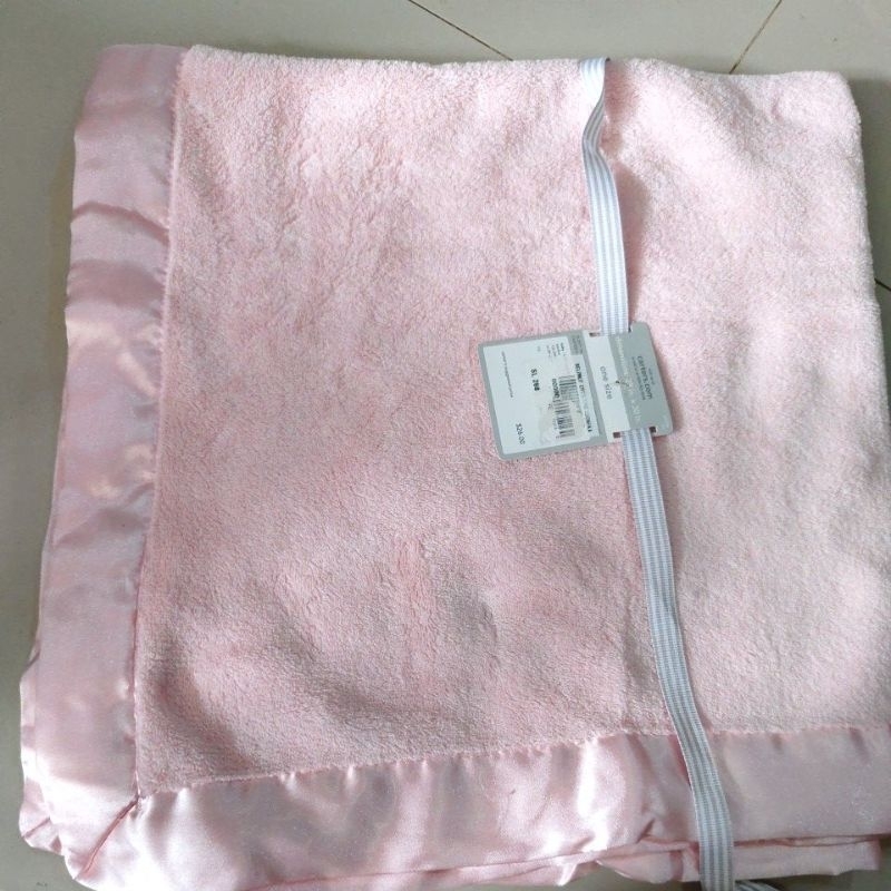 selimut baby carters