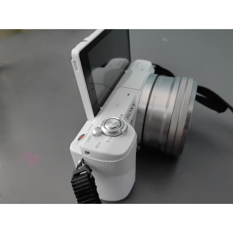 Kamera Mirrorless Sony A5100 Putih