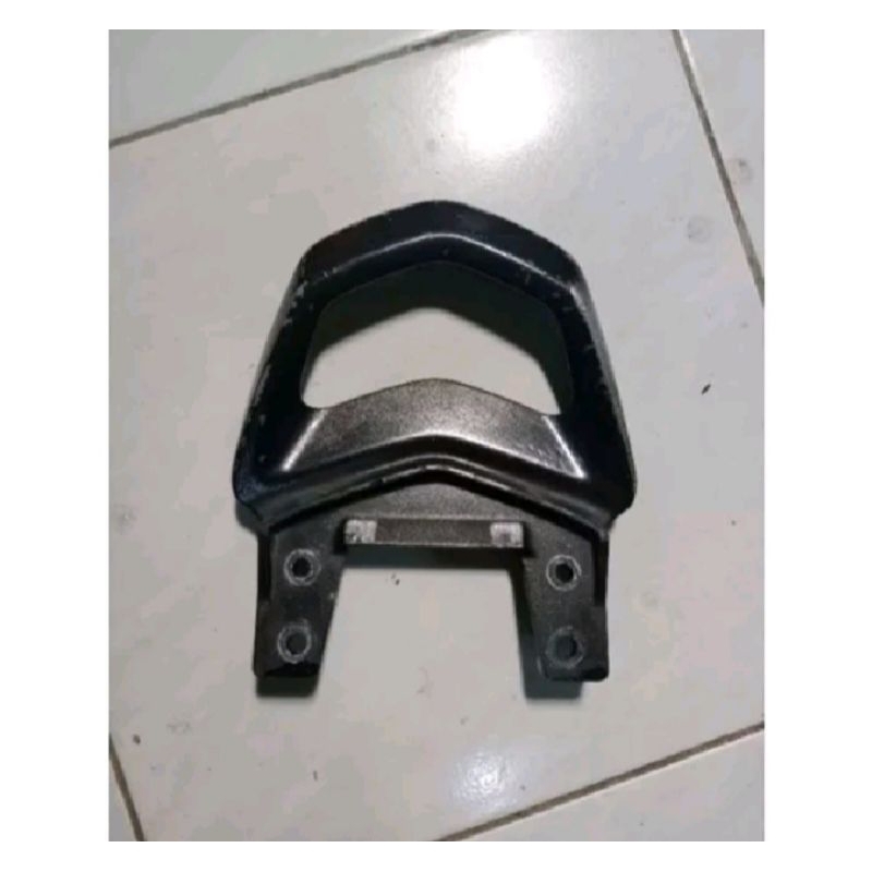 behel bagasi pegangan jok motor yamaha vixion old 3c1 cabutan original