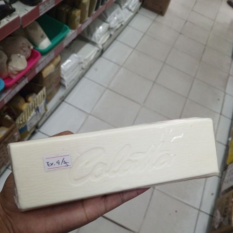 

COLATTA COKLAT PUTIH BATANG REPACK~ KEMASAN POTONGAN DARI KEMASAN 1KG