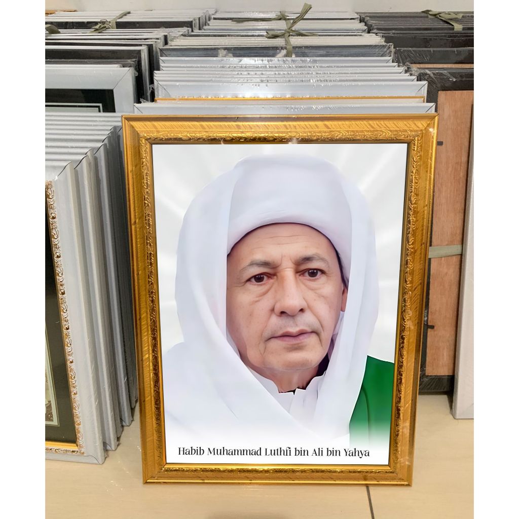 Foto Al Habib Luthfi bin Ali bin Hasyim bin Yahya