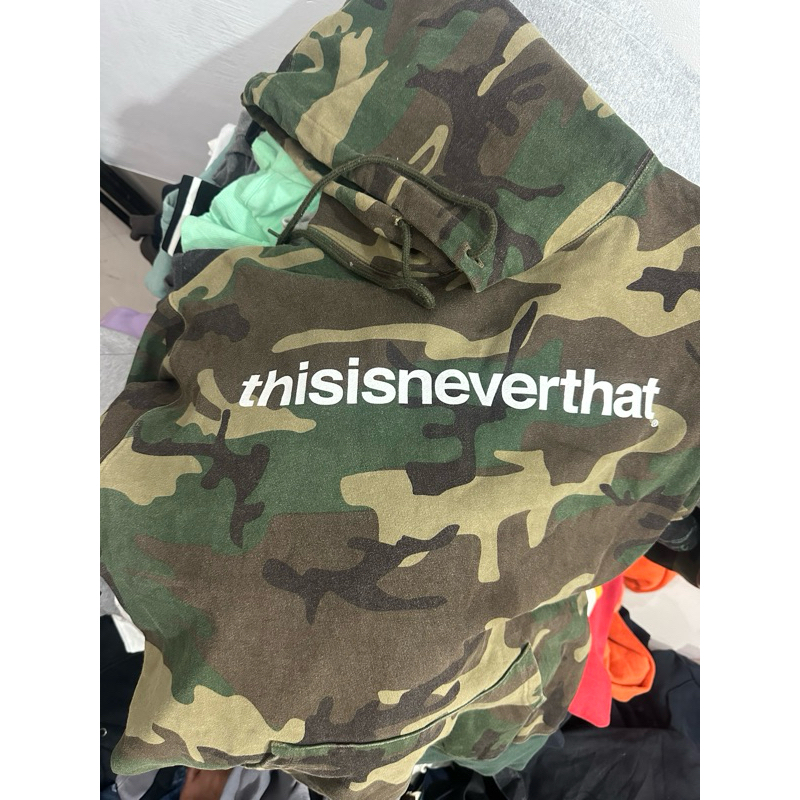 HOODIE THIS IS NEVER THAT