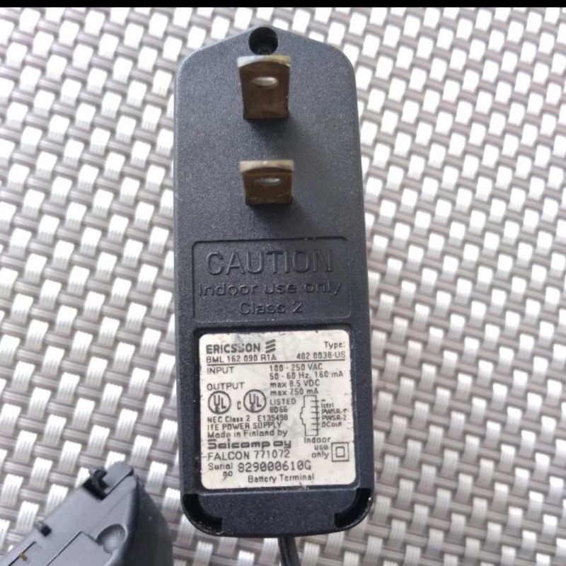 Charger Original Ericsson GH337 GF337 GH388 GF388