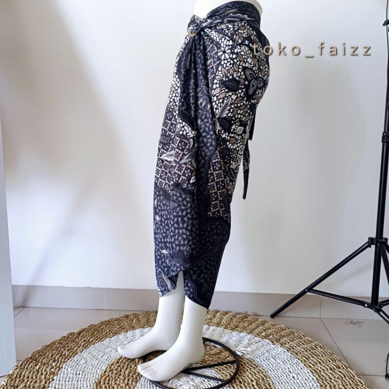 Rok Batik Modern/Rok Lilit Batik/Kain Lilit Batik/Jarik Lilit Batik/Kain lilit batik modern/Rok Bati