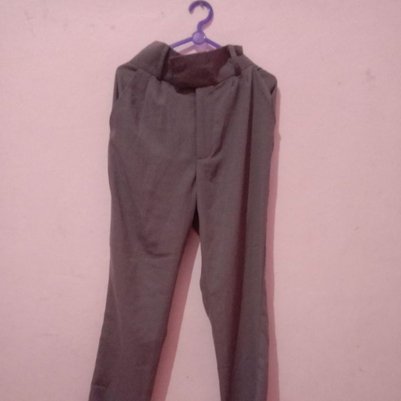 Celana Panjang  Fuchsia Preloved