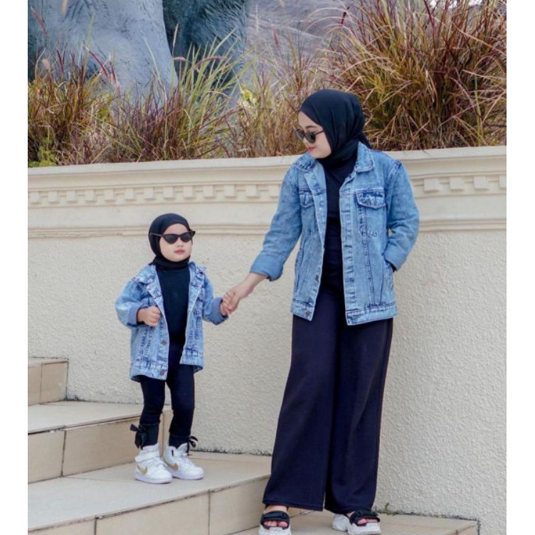 KODE E83U Jaket Jeans Couple Ibu dan Anak Jaket Jeans Couple Keluarga