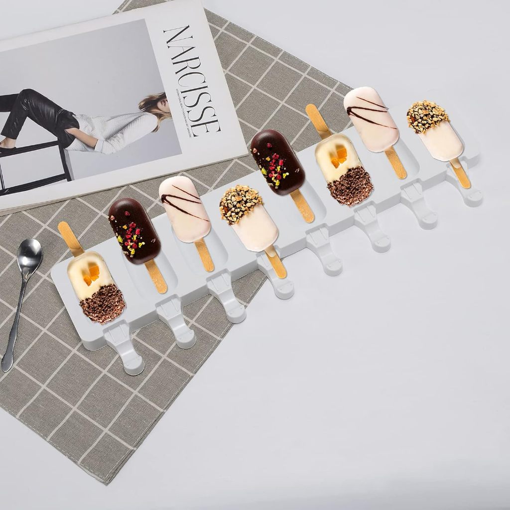 Cetakan Ice Cream Silicon Cetakan Es Krim Karakter Lucu Coklat Kue Cetakan Agar-agar Jelly Silikon B