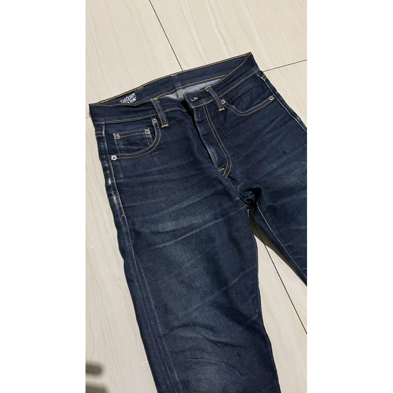 The Denim Station Stretch Jeans