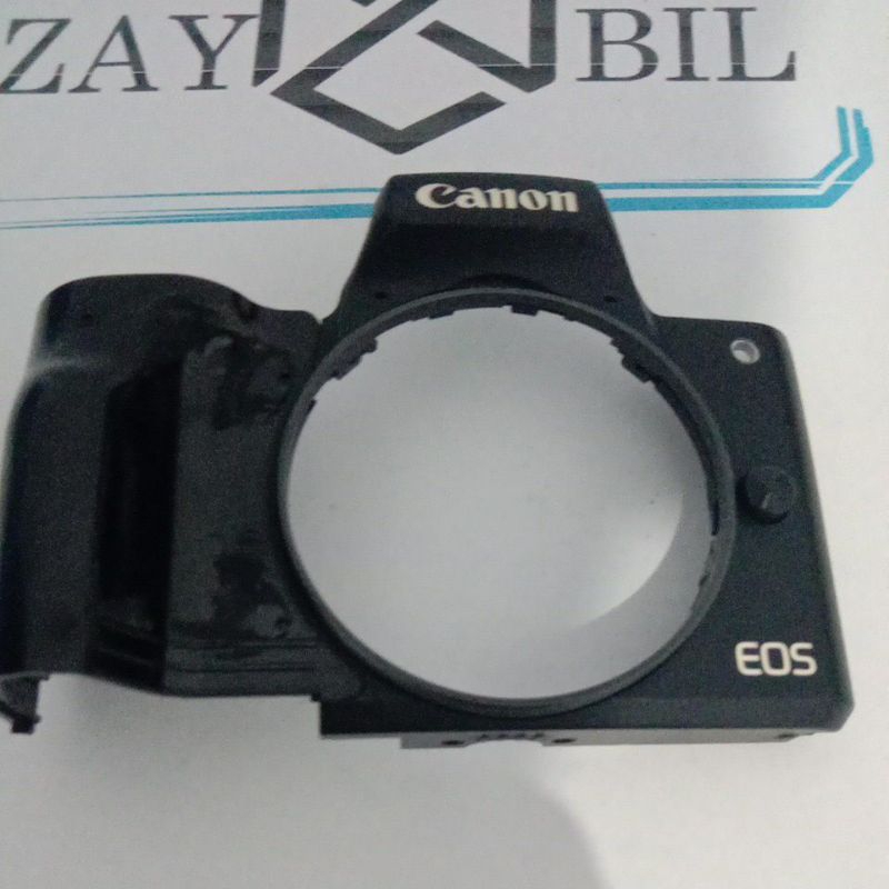 front Cover Depan Canon M50