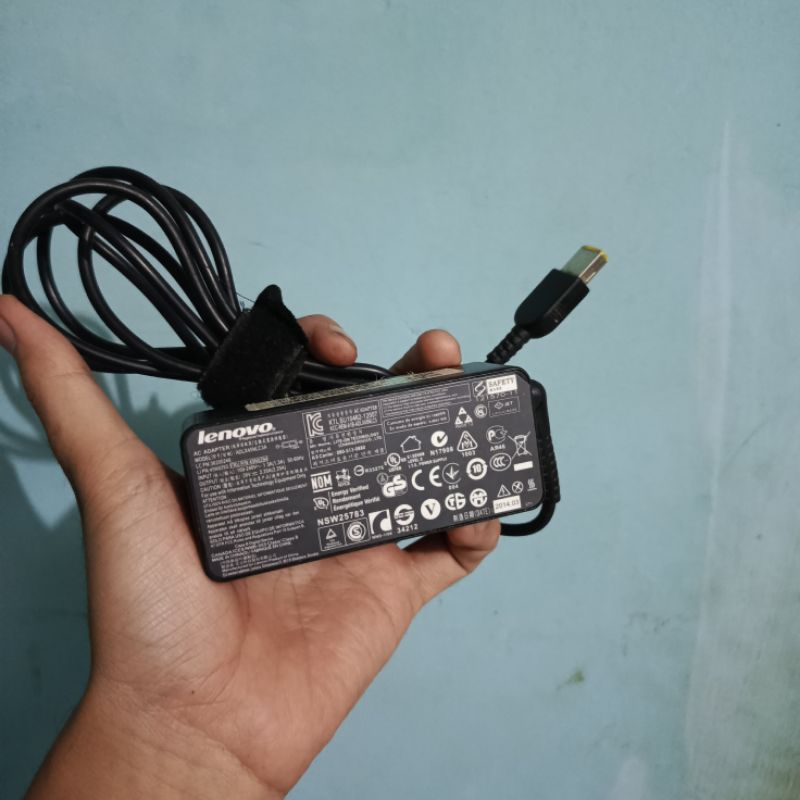 Adaptor Charger Laptop Lenovo Kotak USB Second Original