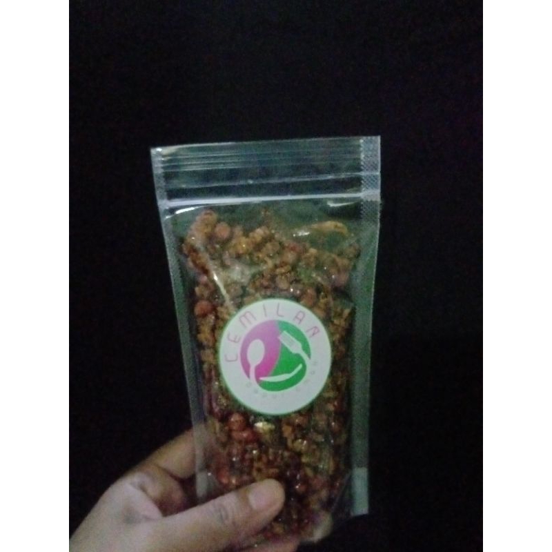 

KERING TEMPE TERI KACANG 120GRAM