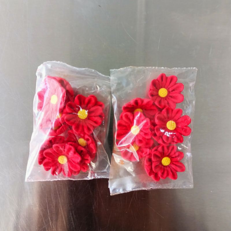 

Hiasan kue cake gumpaste bunga besar 2 cm