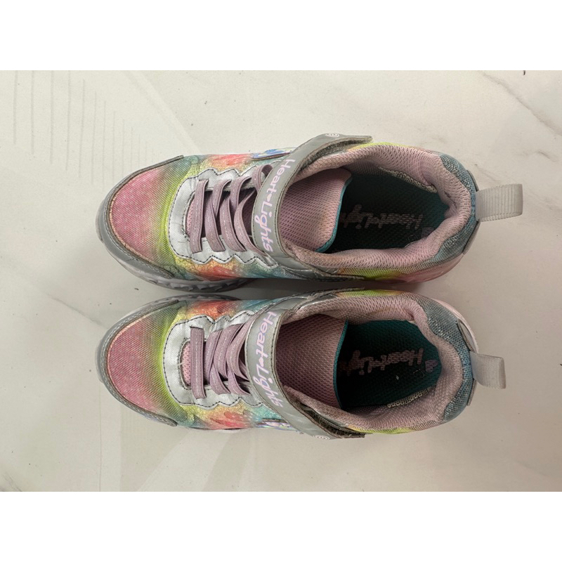 Sepatu anak perempuan skechers preloved