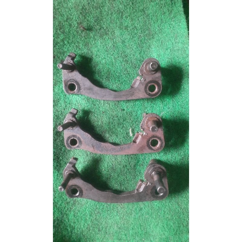 breket kaliper  cakram, mio smel, mio soul, mio j.