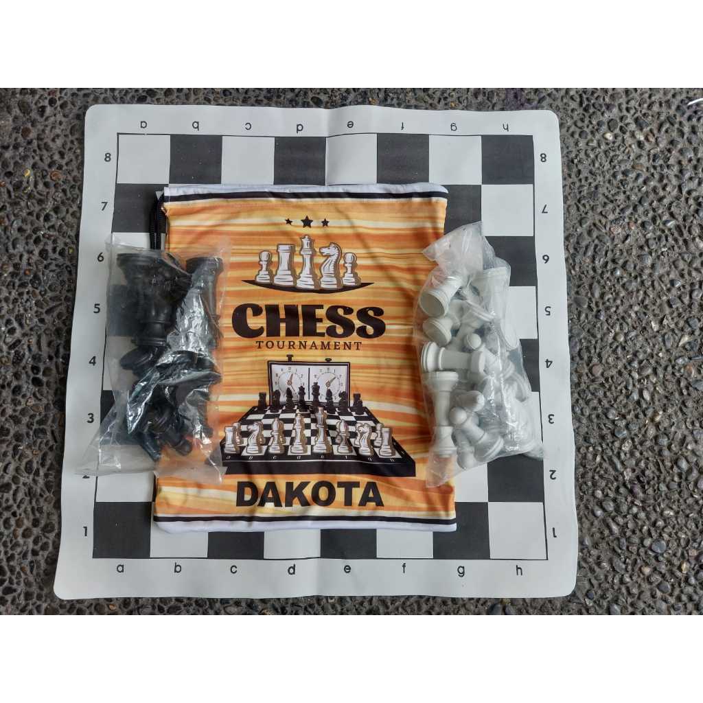 TRAVEL CHESS SET / CATUR PU SET BIJI CATUR DAN TAS