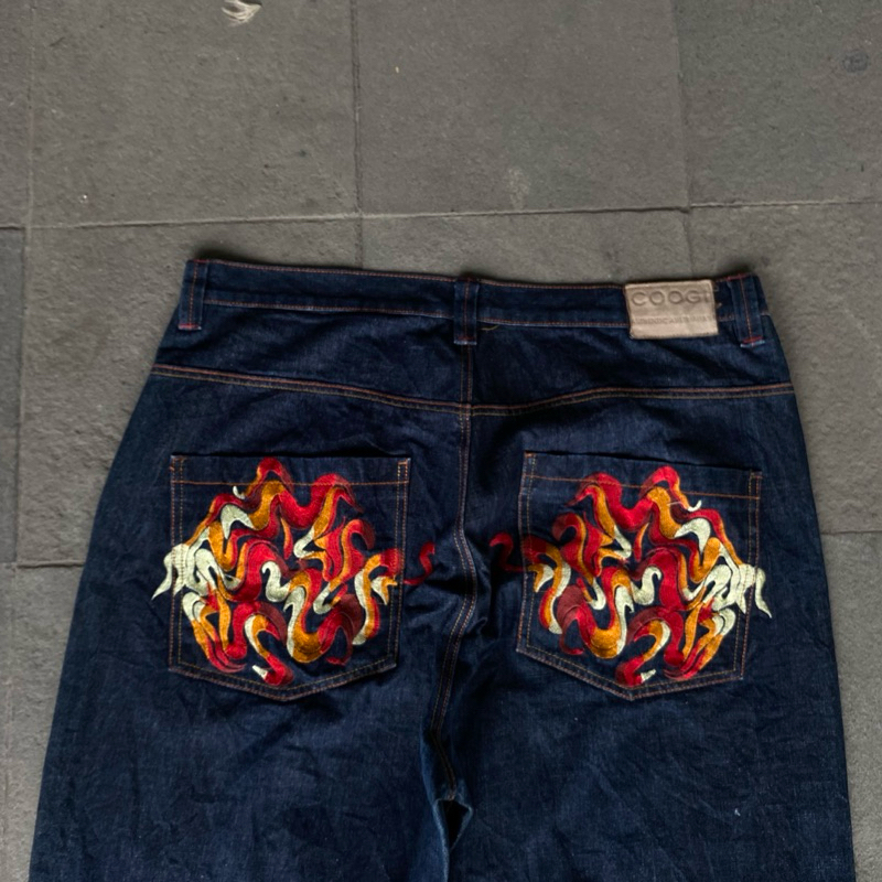 Coogi Flame Pocket Embroidery Baggy Jeans