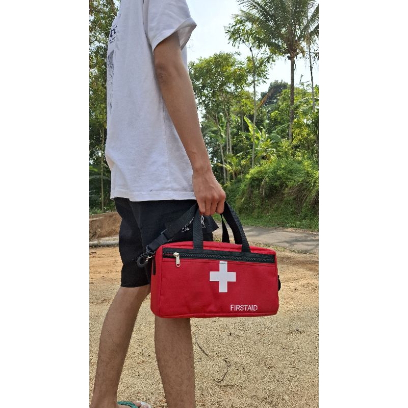 Tas PMI kedokteran tas p3k tas obat obatan model selempang perkakas