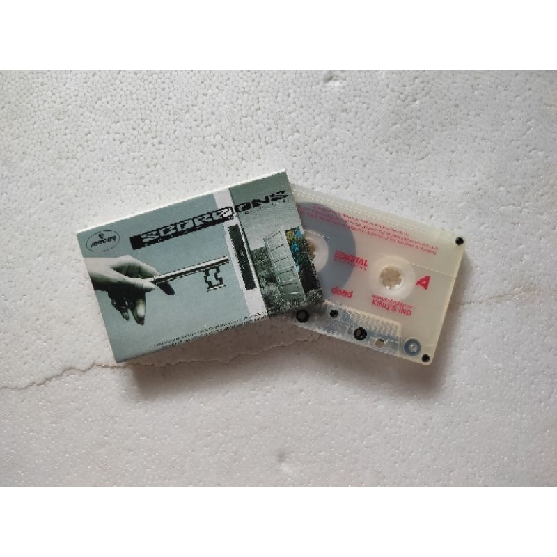 kaset pita hard rock heavy metal SCORPIONS crazy world