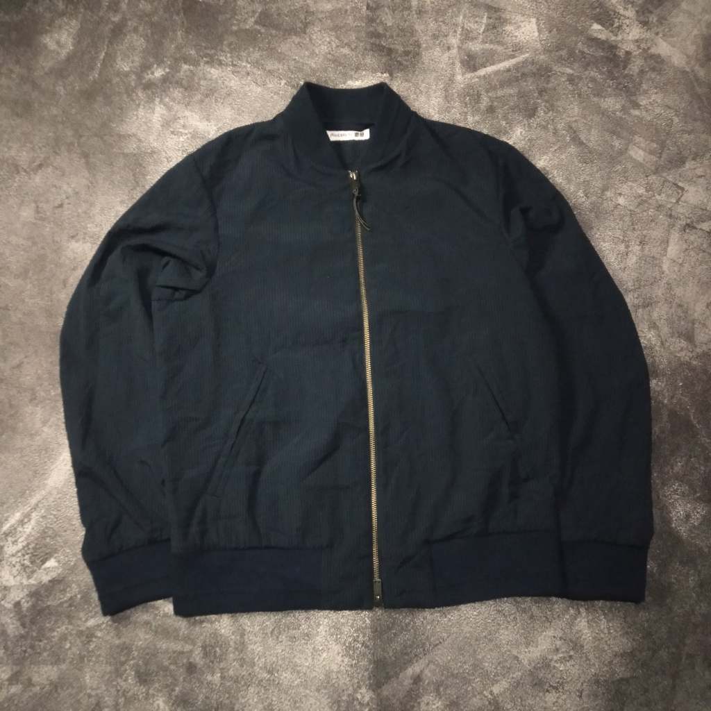 Jaket Bomber Jw Anderson X Uniqlo